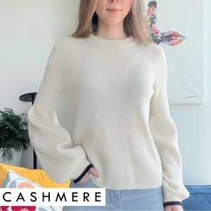 Neiman Marcus Cashmere Ivory Ribbed Crewneck Long Sleeve Sweater M